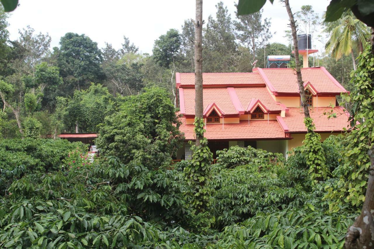 Whistling Woods Farm Stay Kushalnagar Luaran gambar